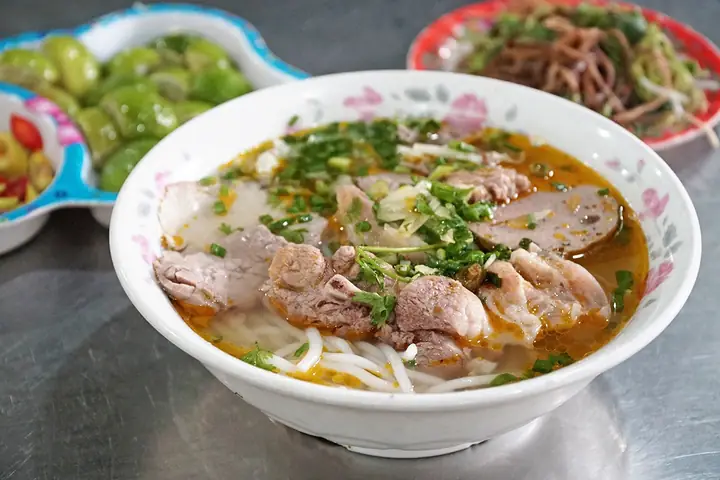 Cách Nấu Bún Bò Đơn Giản