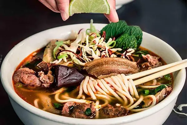 Cách Nấu Bún Bò Huế Sài Gòn