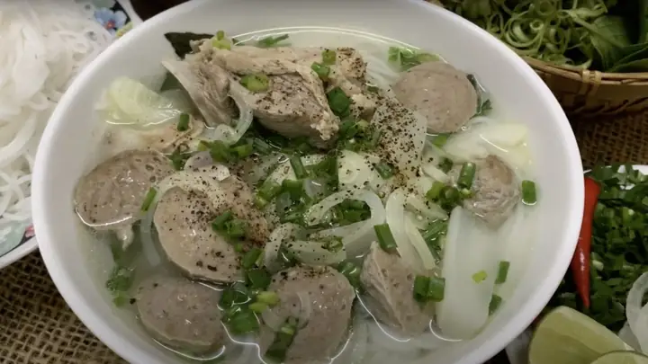 Cách Nấu Bún Bò Nước Trong