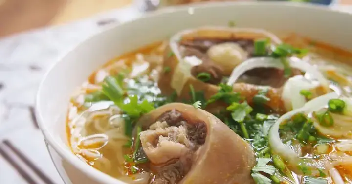 Cách Nấu Bún Đuôi Bò