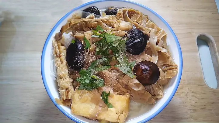 Cách Nấu Bún Măng Khô Chay