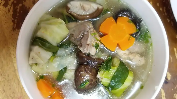 Cách Nấu Canh Cải Thảo Cuộn Thịt