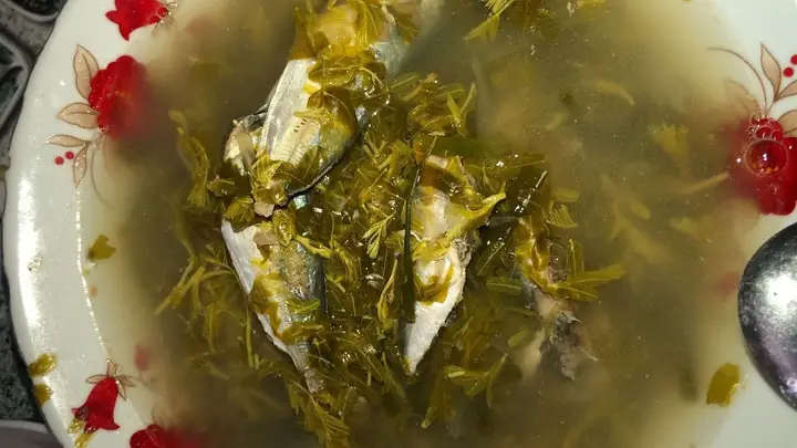 Cách Nấu Canh Chua Lá Me Đất