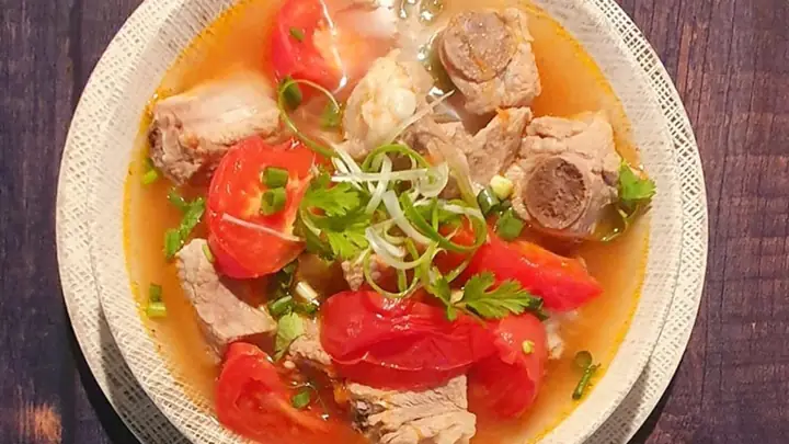 Cách Nấu Canh Chua Sườn Sụn