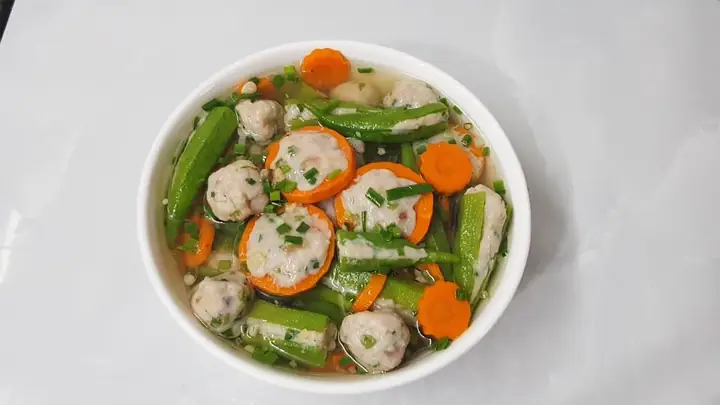 Cách Nấu Canh Đậu Bắp Với Thịt