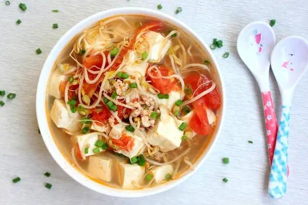 Cách Nấu Canh Đậu Phụ Giá Đỗ