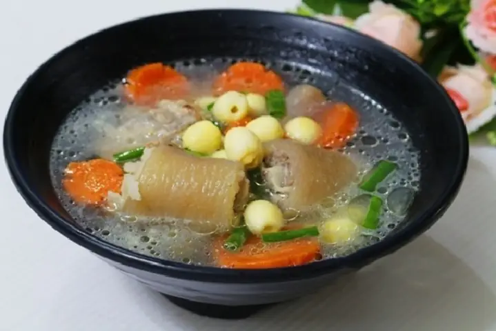 Cách Nấu Canh Đuôi Heo