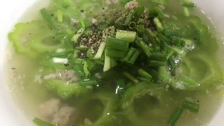 Cách Nấu Canh Khổ Qua Thịt Hộp