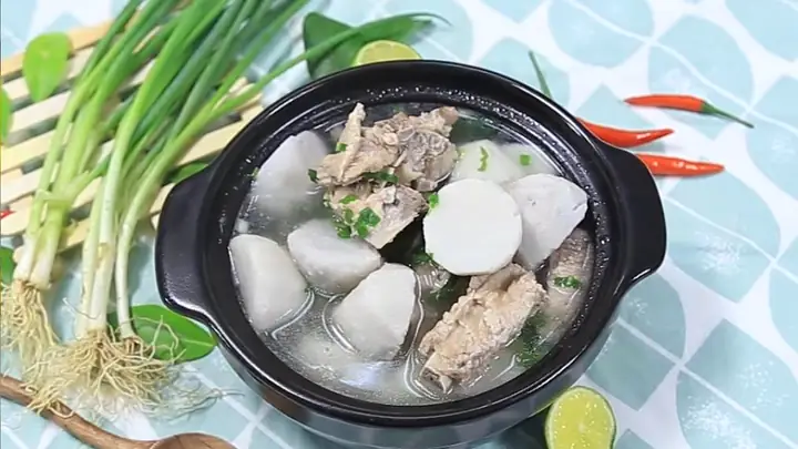 Cách Nấu Canh Khoai Môn Hầm Xương