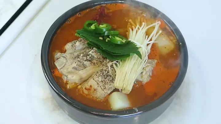 Cách Nấu Canh Xương Hàn Quốc