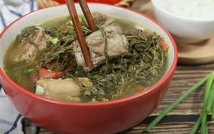 Cách Nấu Canh Xương Rau Sắn