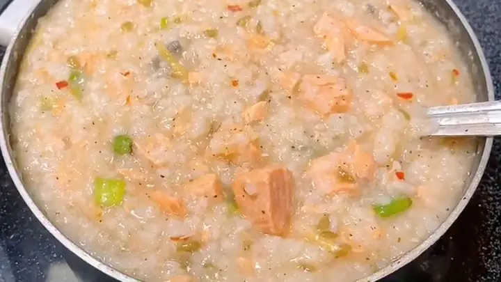 Cách Nấu Cháo Cá Hồi Cho Người Lớn