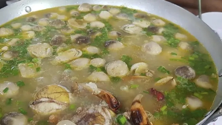 Cách Nấu Cháo Cua Đồng Rau Mồng Tơi