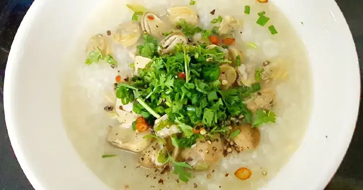 Cách Nấu Cháo Nghêu Nấm Rơm