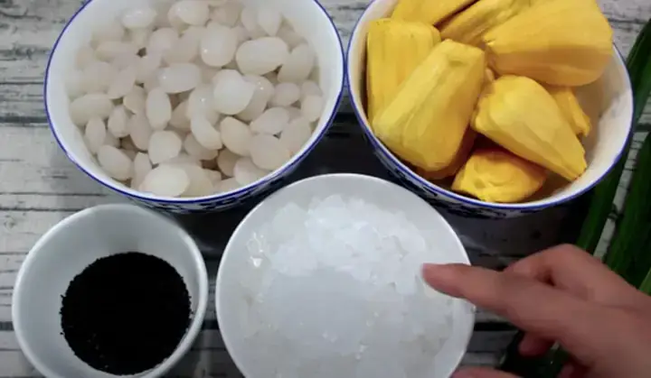 Cách Nấu Chè Hạt Đác Hạt Sen