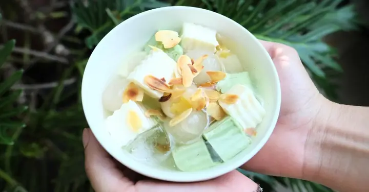 Cách Nấu Chè Khúc Bạch Bằng Lá Gelatin