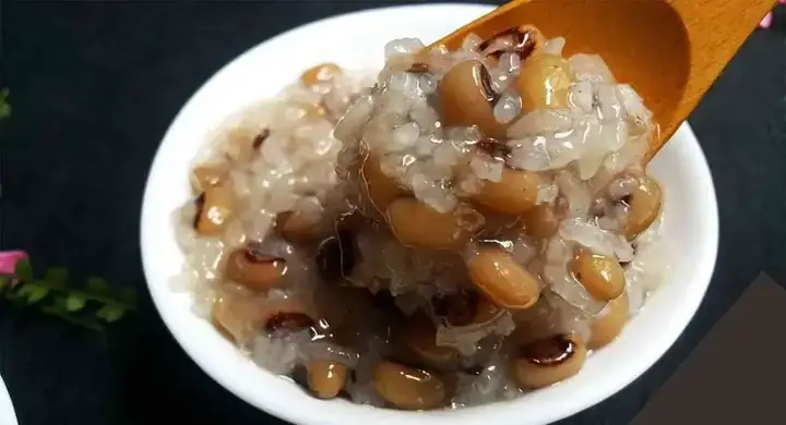 Cách Nấu Chè Nếp Đậu Phộng