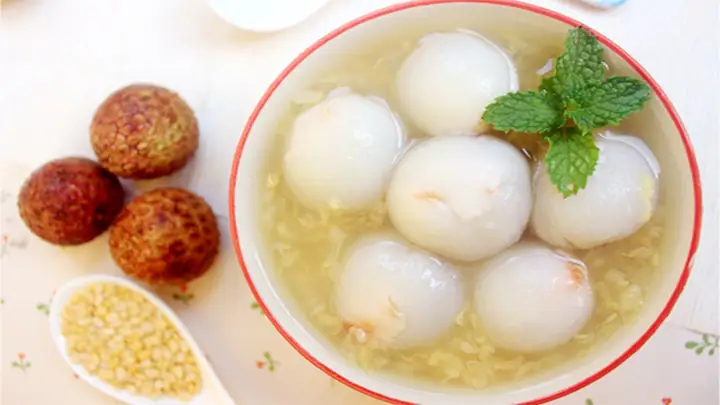 Cách Nấu Chè Vải Đậu Xanh