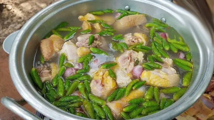Cách Nấu Gà Ác Tiềm Ớt Hiểm