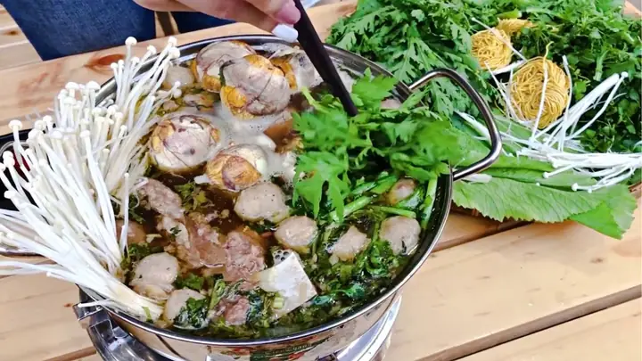 Cách Nấu Lẩu Bò Hột Vịt Lộn