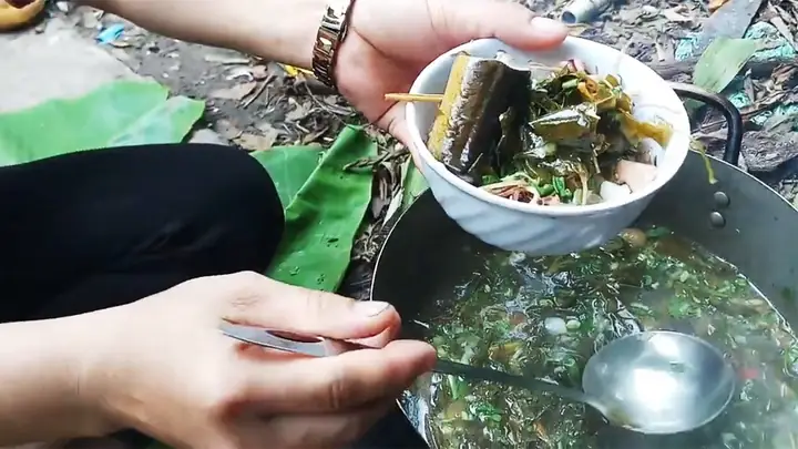 Cách Nấu Lẩu Lươn Lá Giang