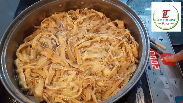 Cách Nấu Măng Khô Xé Sợi