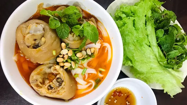 Cách Nấu Mì Quảng Giò Heo