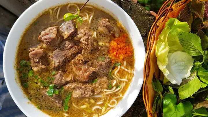 Cách Nấu Mì Trắng Thịt Bò