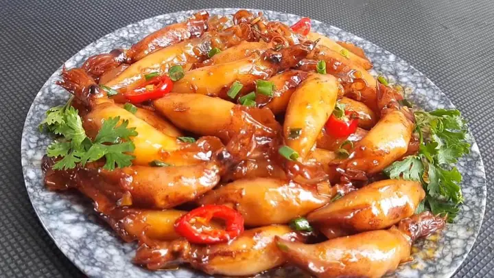 Cách Nấu Mực Trứng Chiên Nước Mắm