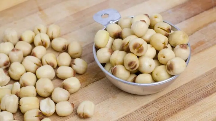 Cách Nấu Nước Hạt Sen Khô