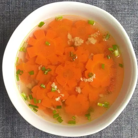 Cách Thái Cà Rốt Nấu Canh
