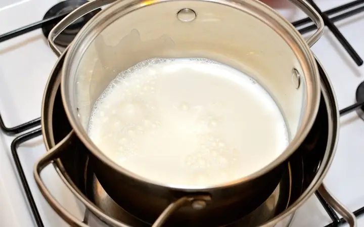 Cách Ủ Sữa Chua Bằng Nồi Thường