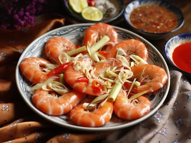 Cách Ướp Tôm Hấp Sả