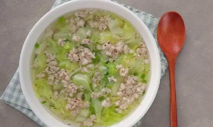 Canh Bắp Cải Thịt Băm