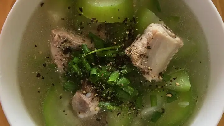 Canh Bí Đao Nấu Xương