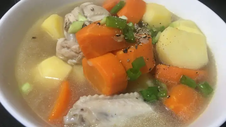 Canh Khoai Tây Thịt Gà