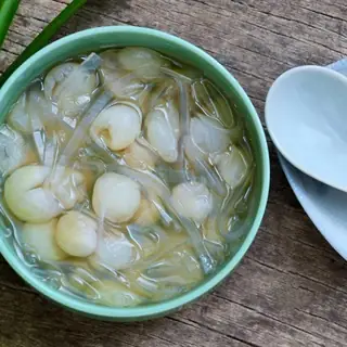 Chè Nhãn Nhục Rau Câu