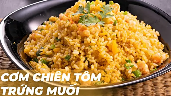 Cơm Chiên Tôm Trứng Muối