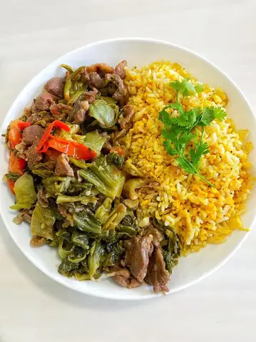 Cơm Rang Dưa Bò Gần Đây