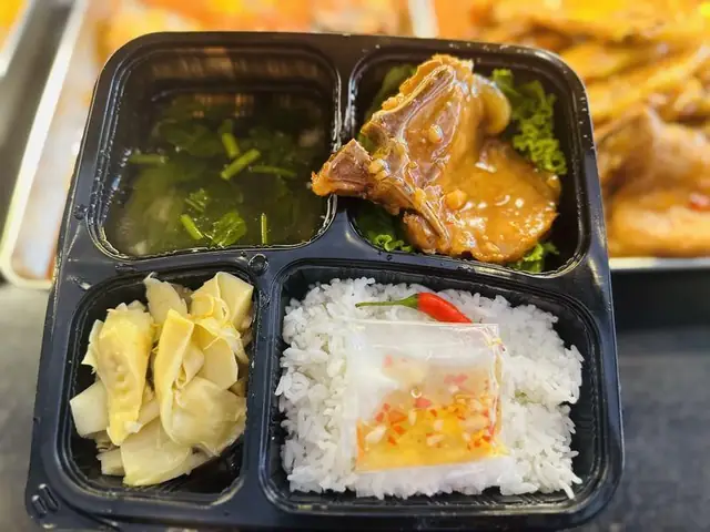 Cơm Trưa Văn Phòng Ngon