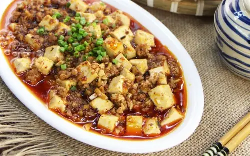 Đậu Hũ Non Sốt Thịt Bằm Nấm