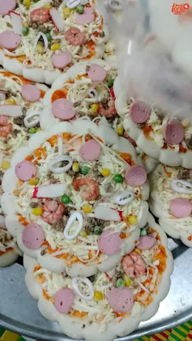 De Bánh Pizza Làm Sẵn