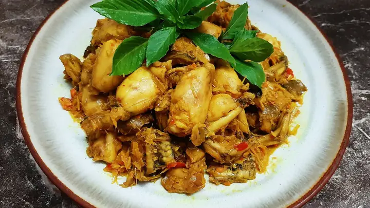 Ếch Xào Sả Ớt Huế