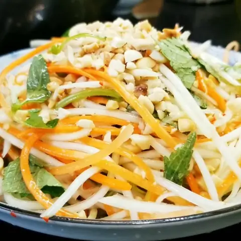 Gỏi Đu Đủ Cà Rốt