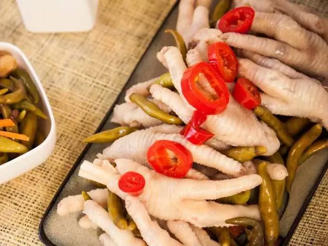 Làm Chân Gà Ngâm Giấm