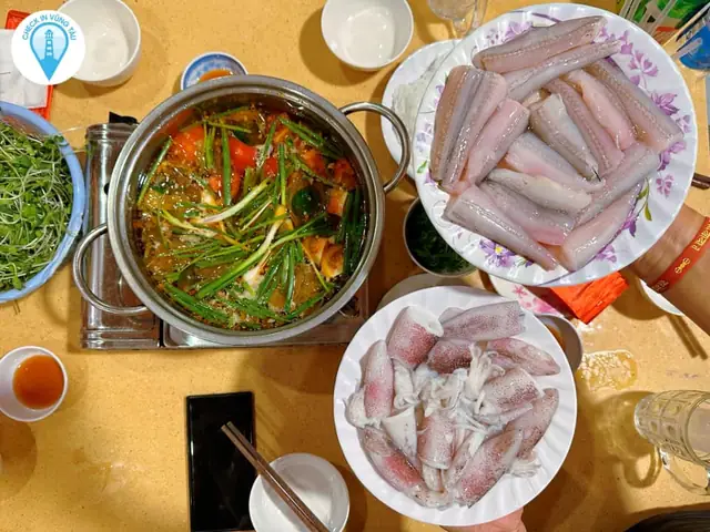 Lẩu Cá Khoai Hoài Thu