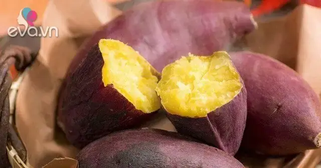 Luộc Khoai Lang Bằng Thìa