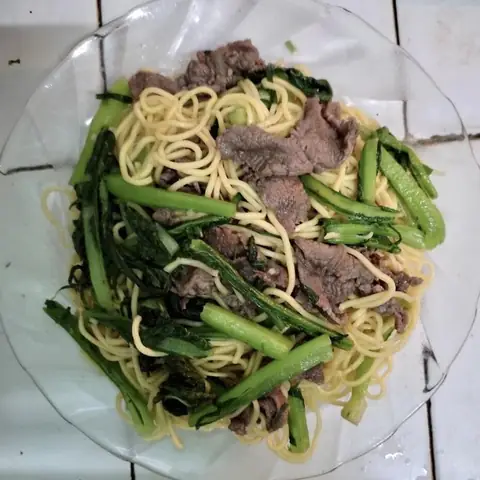 Mì Trứng Xào Thịt Bò