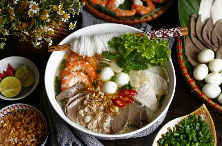 Nấu Hủ Tiếu Nam Vang