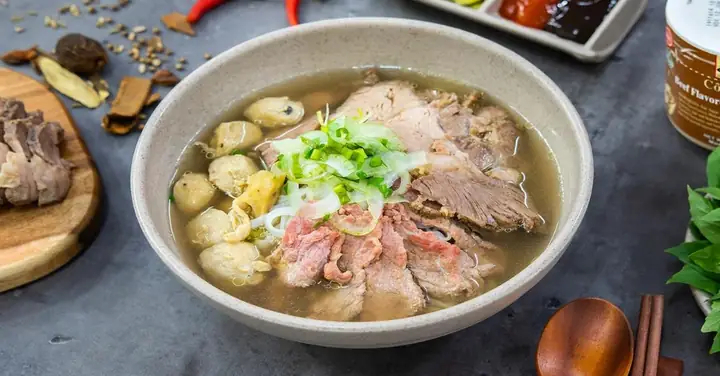Nấu Phở Bò Cho Bé